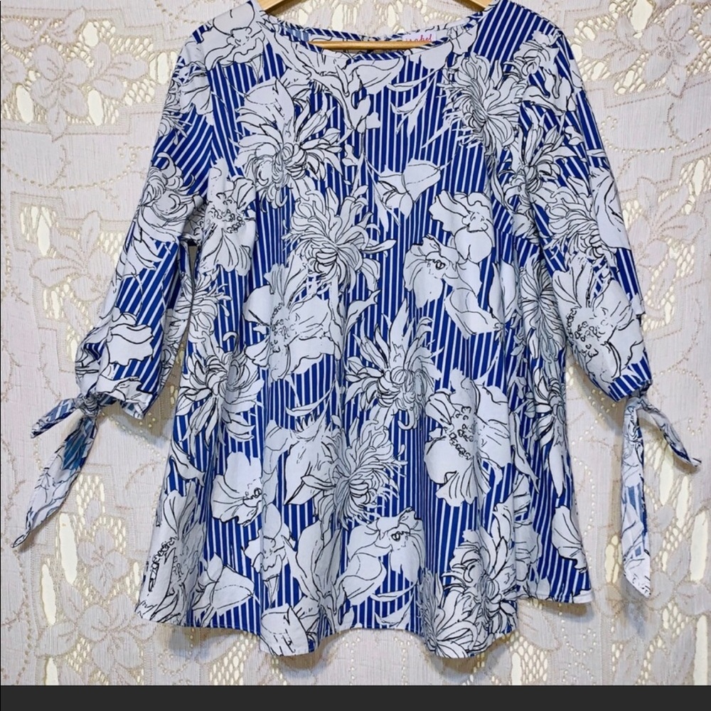 Maternity top